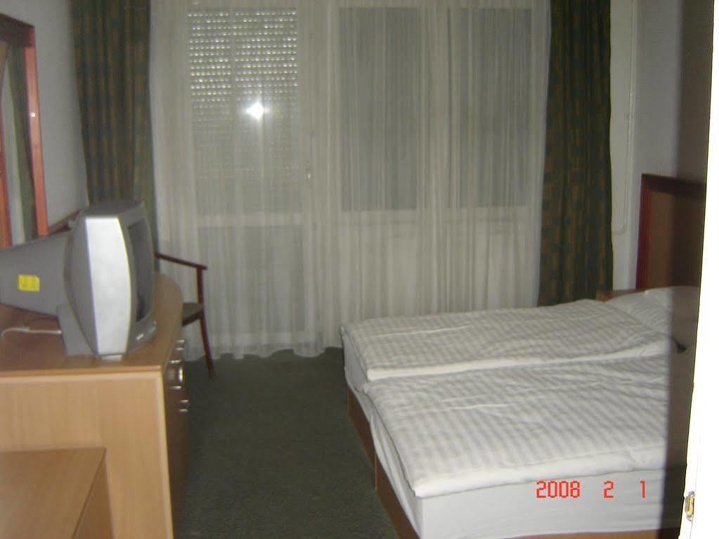 Tisza Sport Hotel Segedin Dış mekan fotoğraf
